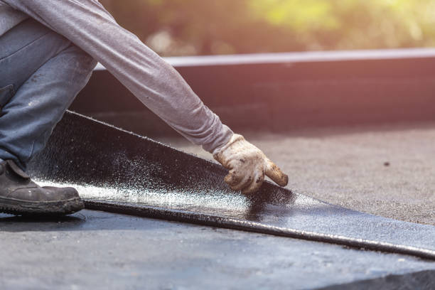 Professional Vapor Barrier Installation technician working in New Carlisle, IN